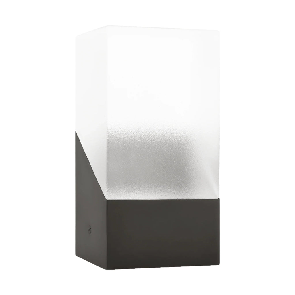 Pezzo 10 Rechargeable Table Lamp - Light House Co.