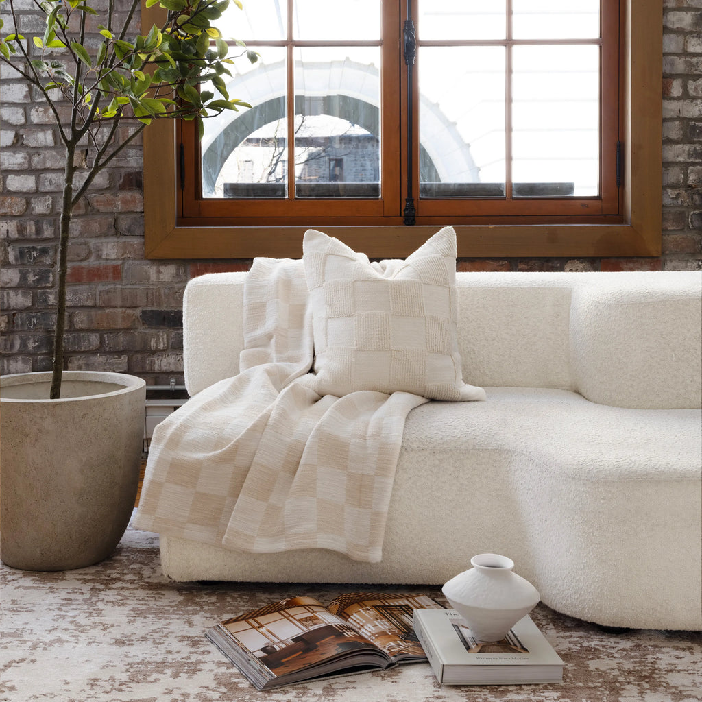 Grandi Throw - Light House Co.