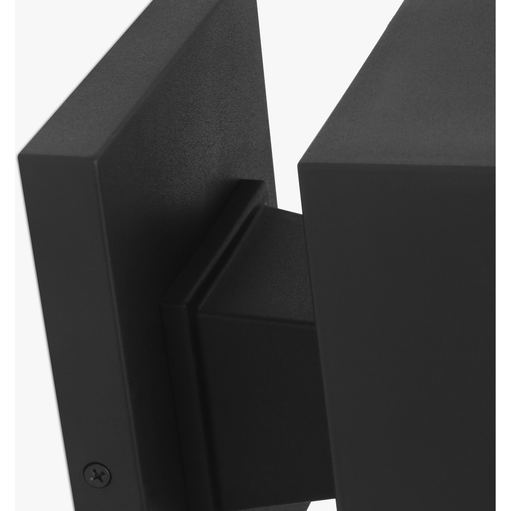 Pohl Small One Light Wall Lantern | Outdoor Wall Sconce | Visual Comfort Studio - Light House Co.